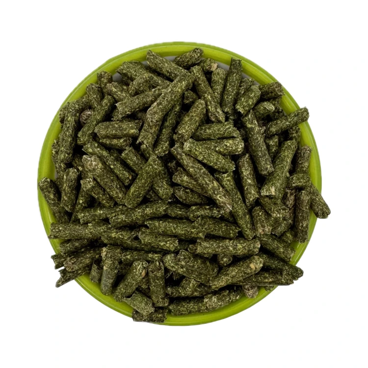 Lucerna granulowana 19kg karma pasza dla koni królika 8mm granulat CHAMPI