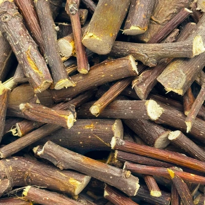 Gałązki gruszy 300g karma dla królika chomika świnki szynszyli Champi